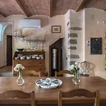 Willa Mezzola - Tuscan Escape With Pool Romola