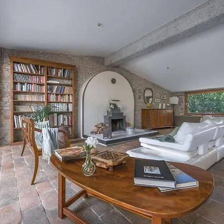 Mezzola - Tuscan Escape With Pool Willa *
