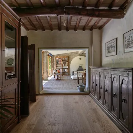 Villa Mezzola - Tuscan Escape With Pool *